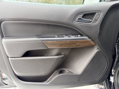 Used 2020 GMC Canyon Denali image 20