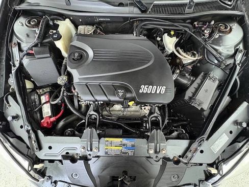Used 2011 Chevrolet Impala LS image 17