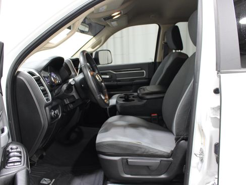 Used 2019 RAM 2500 Big Horn AWD/4WD image 3