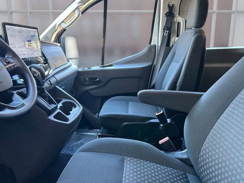 Used 2023 Ford Transit 350 XLT RWD image 20