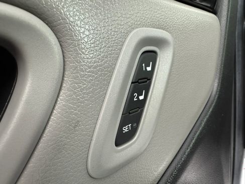 Used 2025 Honda Pilot EX-L image 44