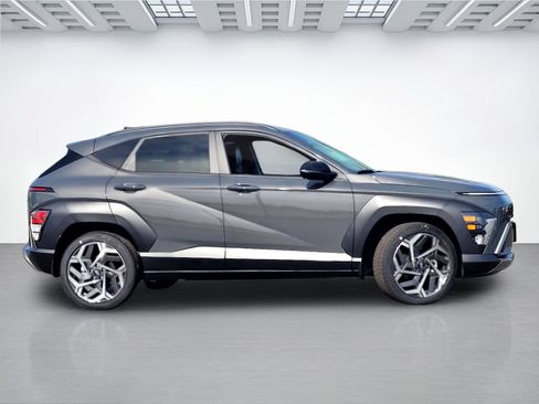 New 2026 Hyundai Kona SEL Premium FWD image 3