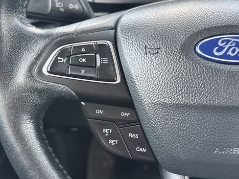 Used 2020 Ford EcoSport Titanium image 16