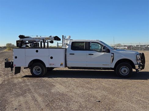 New 2025 Ford F350 XL w/ XL Chrome Package image 6