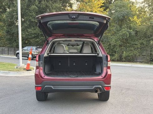Used 2023 Subaru Forester Premium AWD/4WD image 14