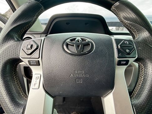 Used 2016 Toyota Tundra 2WD Double Cab image 24