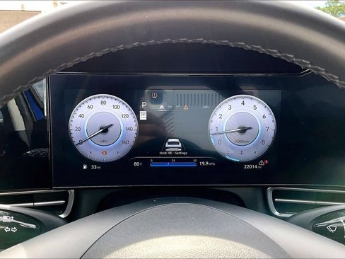 Used 2025 Hyundai Elantra SEL FWD image 19