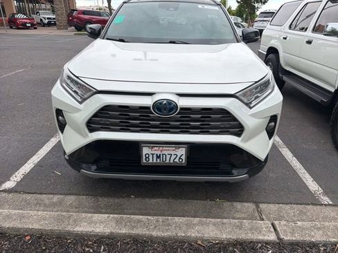 Used 2021 Toyota RAV4 XSE AWD/4WD image 15