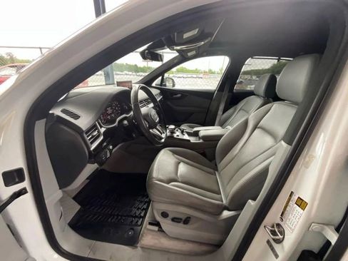 Used 2017 Audi Q7 3.0T Prestige AWD/4WD image 13