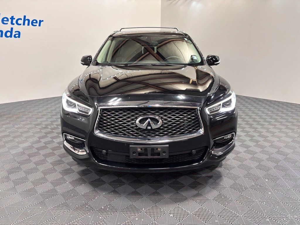 Used 2018 INFINITI QX60 Luxe w/ Deluxe Technology Package AWD/4WD image 8