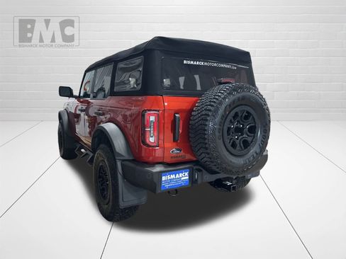 Used 2023 Ford Bronco Wildtrak image 4