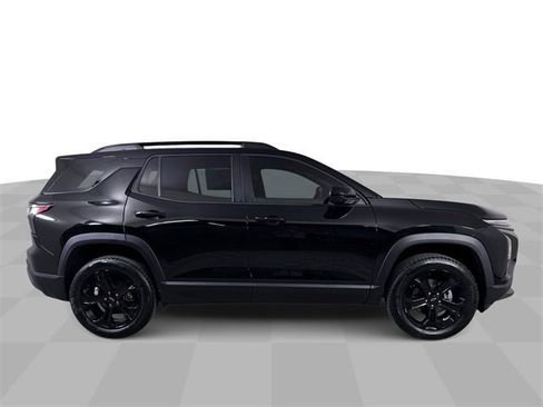 New 2026 Chevrolet Equinox LT w/ Convenience Package II image 9