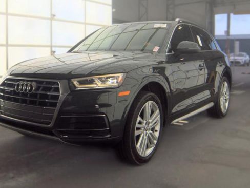 Used 2019 Audi Q5 2.0T Premium Plus w/ Premium Plus Package AWD/4WD image 1
