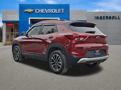 Used 2025 Chevrolet TrailBlazer LT AWD/4WD image 23