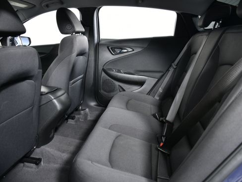 Used 2025 Chevrolet Malibu LS image 23