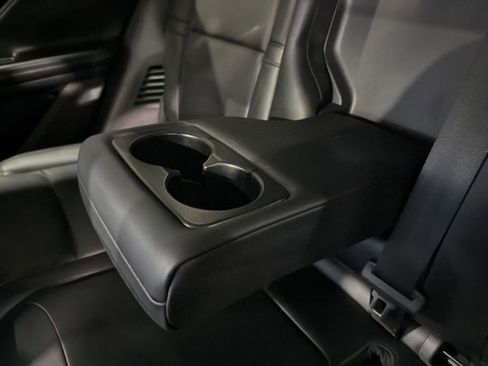 Used 2023 Lincoln Corsair FWD image 32