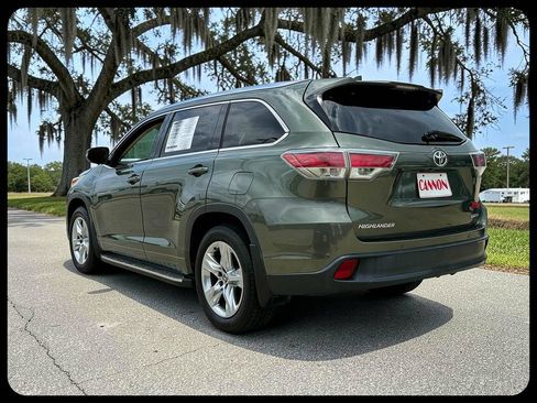 Used 2016 Toyota Highlander Limited Platinum FWD image 7