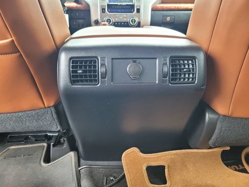 Used 2019 Toyota Tundra 1794 Edition AWD/4WD image 17