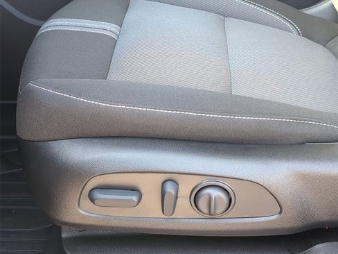 New 2026 Chevrolet Blazer LT image 10