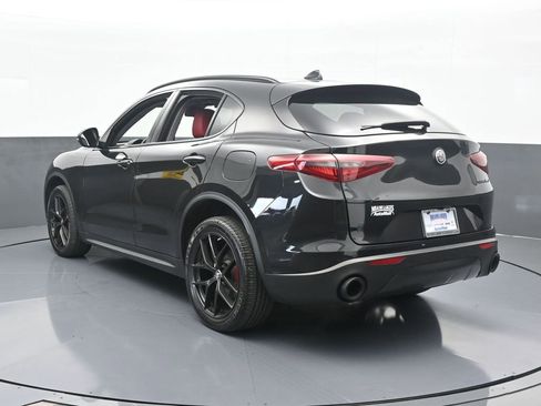 Used 2019 Alfa Romeo Stelvio w/ Nero Edizione image 4