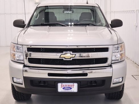 Used 2011 Chevrolet Silverado 1500 LT w/ All-Star Edition AWD/4WD image 4