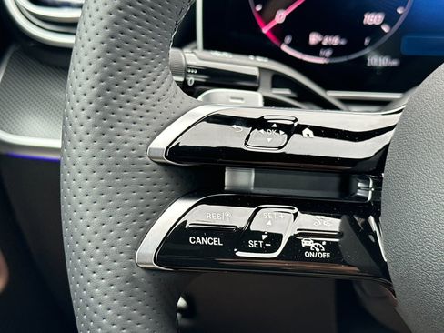 New 2025 Mercedes-Benz C 300 4MATIC Sedan image 27