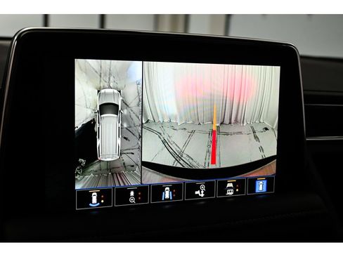 Used 2022 GMC Yukon SLT w/ SLT Luxury Package AWD/4WD image 48