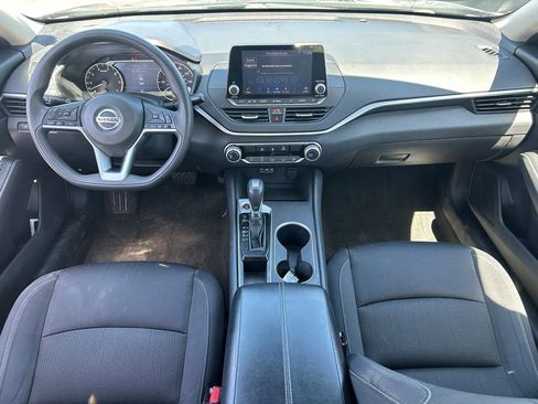 Used 2022 Nissan Altima 2.5 SV FWD image 30