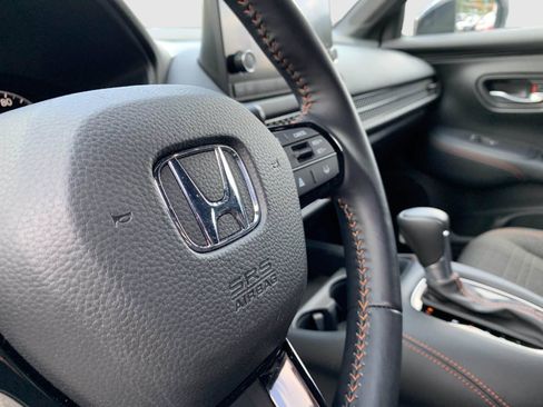 Certified 2025 Honda HR-V Sport image 43