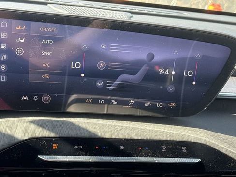 New 2026 Buick Enclave Sport Touring w/ Super Cruise Package image 19