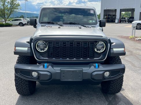Used 2024 Jeep Wrangler Unlimited AWD/4WD image 11