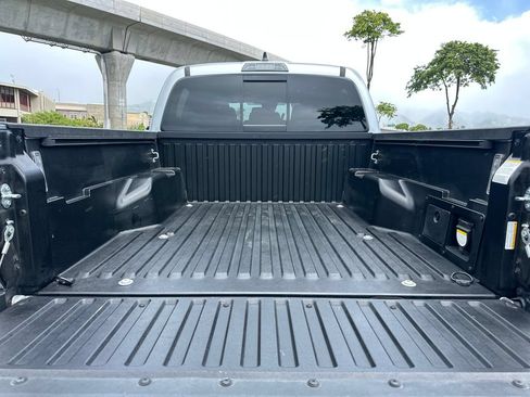 Used 2023 Toyota Tacoma TRD Off-Road w/ Black Out Package (TMS) AWD/4WD image 20