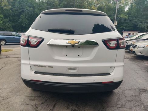 Used 2017 Chevrolet Traverse LT AWD/4WD image 5