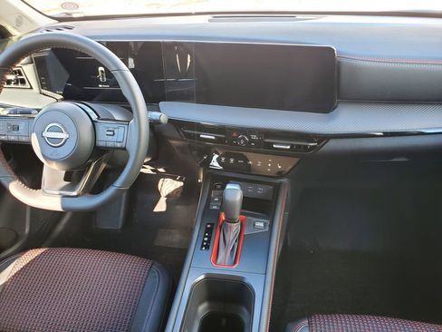 New 2026 Nissan Kicks SR image 12