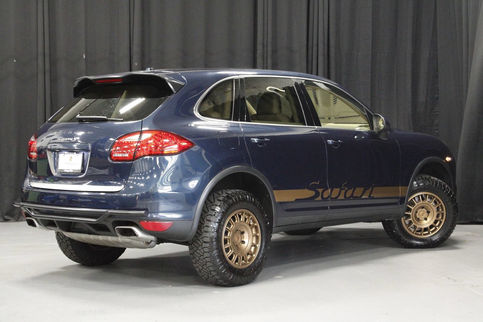 Used 2011 Porsche Cayenne S AWD/4WD image 7