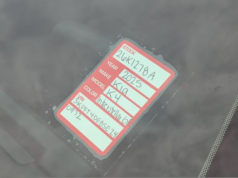 Used 2025 Kia K4 FWD image 11