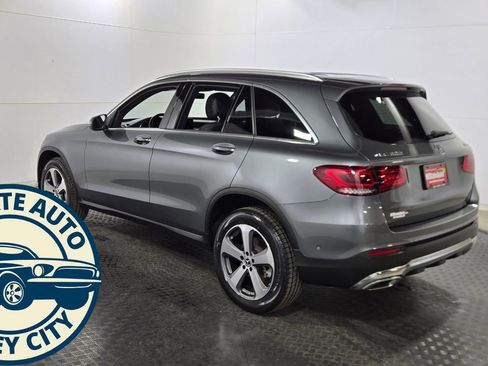 Used 2022 Mercedes-Benz GLC 300 4MATIC image 5