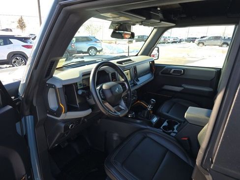 Used 2022 Ford Bronco Badlands image 10
