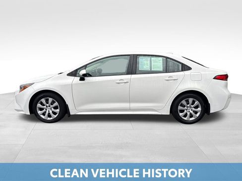 Used 2025 Toyota Corolla LE FWD image 3