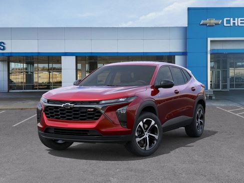 New 2026 Chevrolet Trax RS w/ Driver Confidence Package FWD image 7