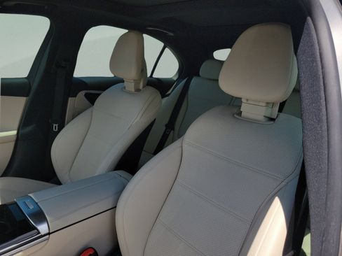 Certified 2023 Mercedes-Benz C 300 4MATIC Sedan image 18