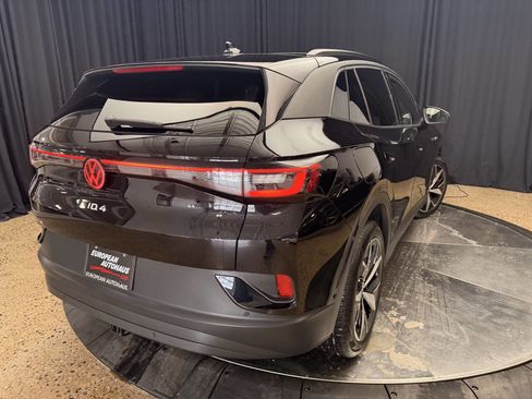 Used 2023 Volkswagen ID.4 Pro S image 11