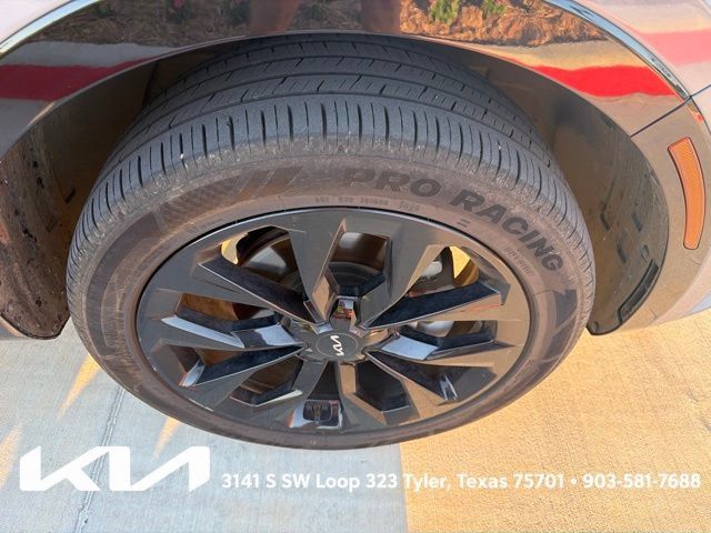 Certified 2023 Kia Sorento SX AWD/4WD image 14