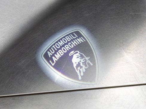 Used 2021 Lamborghini Huracan EVO RWD image 60