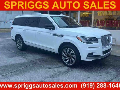 Used 2022 Lincoln Navigator L Reserve AWD/4WD image 1
