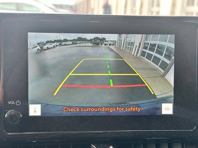 Used 2025 Toyota Corolla Cross XLE w/ Convenience Package AWD/4WD image 16