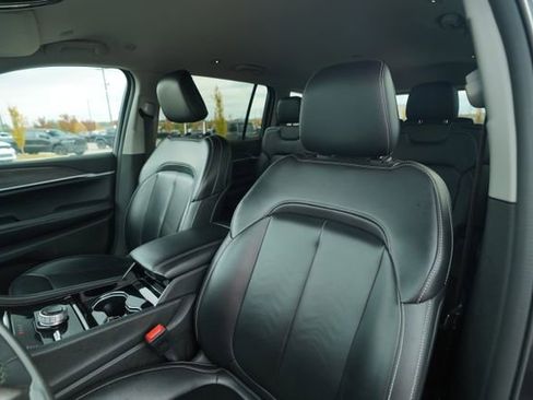 Used 2023 Jeep Grand Cherokee L Limited image 37