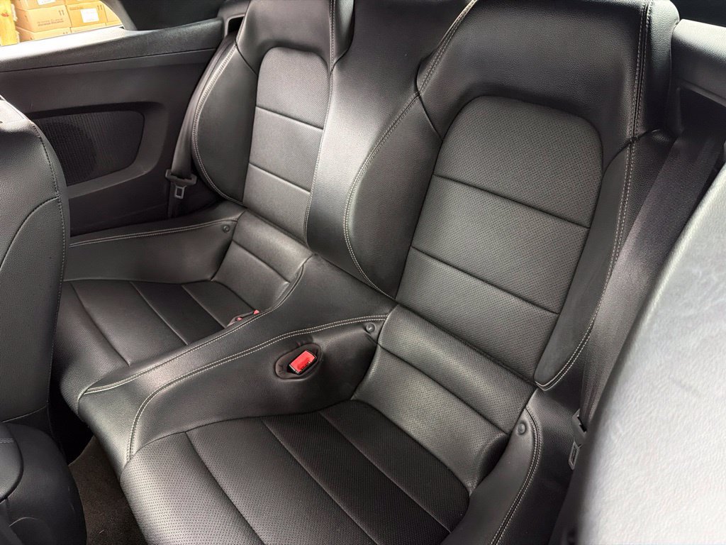 Used 2018 Ford Mustang GT Premium RWD image 19
