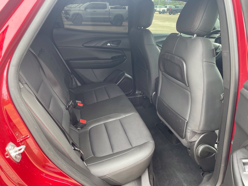 Used 2023 Chevrolet TrailBlazer RS w/ Sun and Liftgate Package FWD image 35