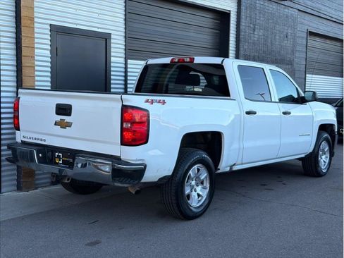 Used 2018 Chevrolet Silverado 1500 W/T w/ Trailering Package AWD/4WD image 9